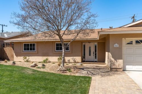 1561 Stow St, Simi Valley, CA 93063-4544