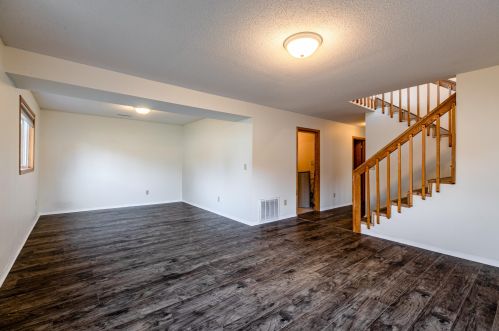 904 Winchester Ln, Holmen WI  54636-8713 exterior