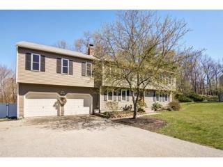 13 Patrick Rd, Hopedale, MA 01747-1822