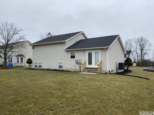 5981 Mount Royal Dr, Englewood, OH 45315-9770