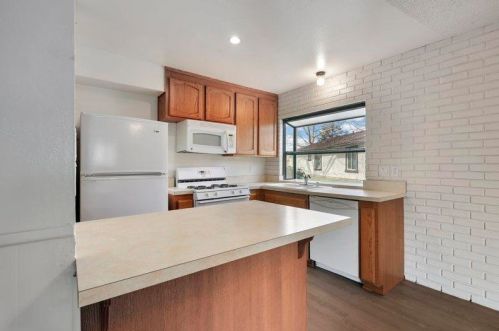 2238 Kingstree Ln, Rancho Cordova CA  95670-4212 exterior