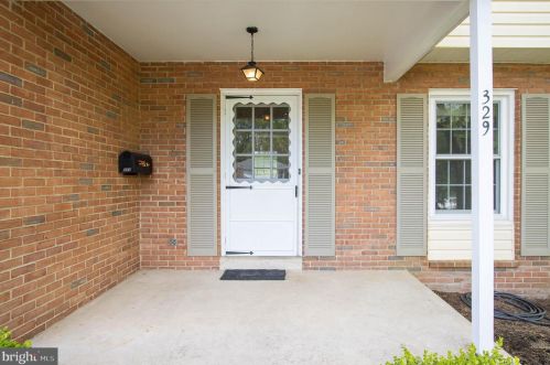 329 Blacksmith Rd, Camp Hill, PA 17011-8422