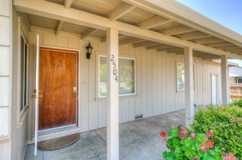 2504 Oro Quincy Hwy, Oroville, CA 95966-5540