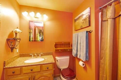 13 Stebbins Rd, Monson MA  01057-9407 exterior