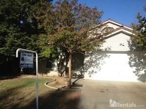 8797 Barton Ave, Fresno CA  93720-1944 exterior