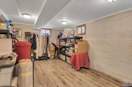 17 Glenwood Ave, Bloomfield NJ  07003-2201 exterior