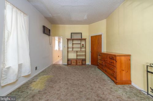 1424 Jackson St, Philadelphia PA 19145-3617 exterior