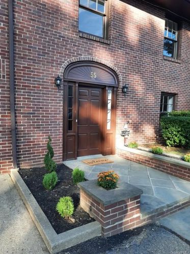 55 Bronx St, Mount Vernon, NY 10552-3101