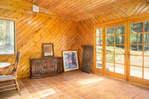 6832 Retreat Ln, Pacific House CA  95726-9465 exterior
