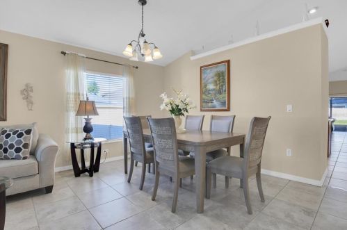 1785 Holton Rd, Lakeland FL  33810-3858 exterior