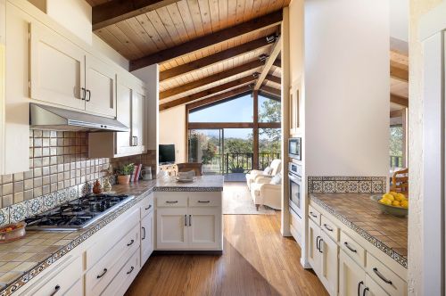 485 Via Dichosa, Santa Barbara CA  93110-2213 exterior