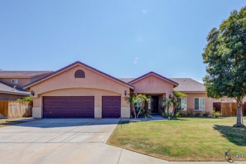 1154 La Valencia Ct, Brawley, CA 92227-7749