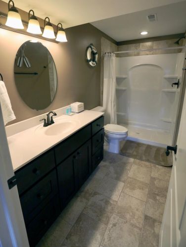 724 Joshua Ln, Lake Geneva WI  53147-4746 exterior