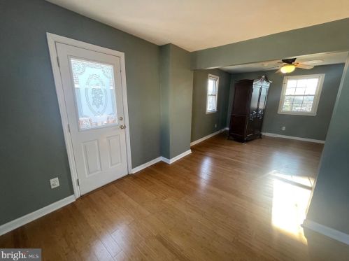 931 Center Ave, Gloucester NJ  08031-1610 exterior