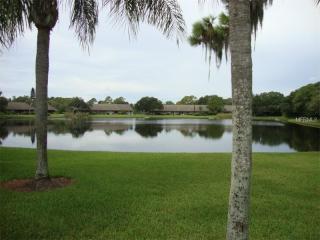 7110 Lakeside Dr, Sarasota, FL 34243-3843