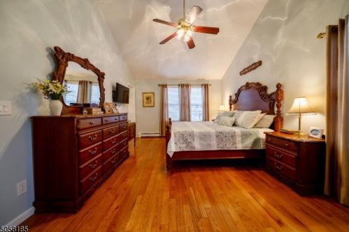 130 Holland Rd, Wantage NJ  07461-2835 exterior