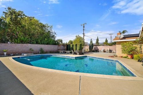 4903 Gln Arden Ave, Covina CA 91724-1917 exterior