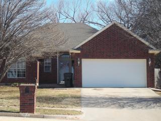 1604 Dorchester Rd, Oklahoma City OK  73130-8435 exterior