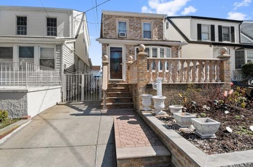 90-33 207th St, Jamaica, NY 11428-2236