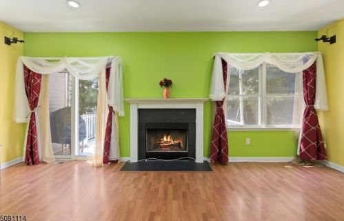 22 Autumn Ridge Rd, Greystone Park NJ  07950-1194 exterior