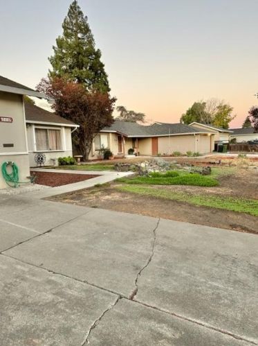 506 Bluefield Dr, San Jose CA  95136-2007 exterior
