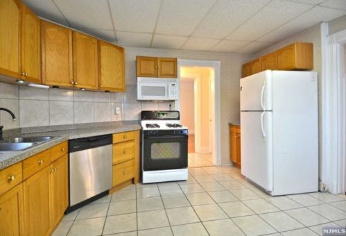 44 Elm St, Montclair NJ  07042-3234 exterior