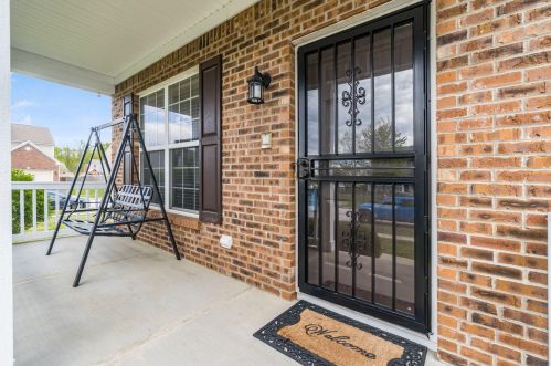 376 Enos Loomis St, Pataskala OH  43062-8160 exterior