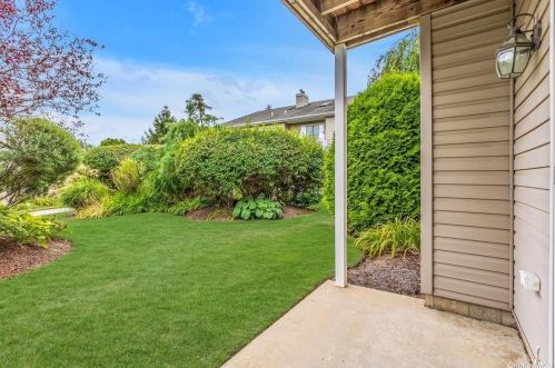 1027 Madeira Blvd, Huntington Station NY  11747-5283 exterior