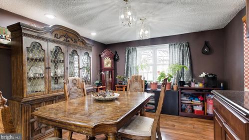 1908 Greymont St, Philadelphia PA 19116-3916 exterior