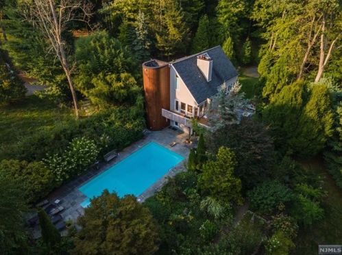 29 Stephens Mill Rd, Hackettstown, NJ 07840-5324