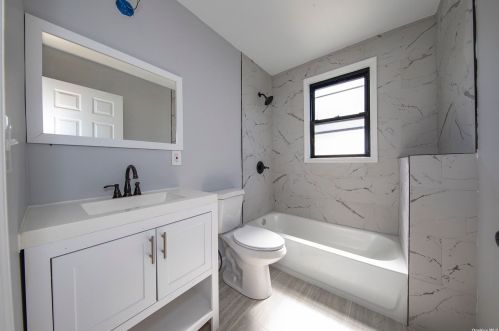 10 21st St, Huntington Station NY  11746-3259 exterior