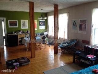 241 Norfolk St, Cambridge MA  02139-1402 exterior