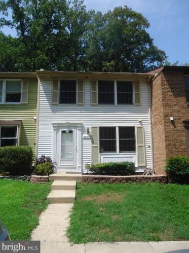8260 Burning Forest Ct, Springfield, VA 22153-3855