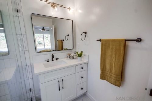 3561 Accomac Ave, San Diego CA  92111-4013 exterior