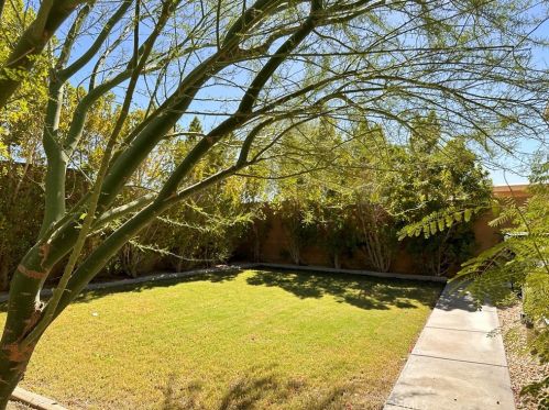 13938 Avenida Ln Vis, Desert Hot Springs CA  92240-6509 exterior