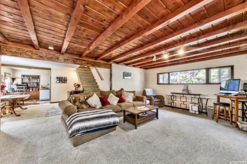 2618 Knox Ave, South Lake Tahoe, CA 96150-2937