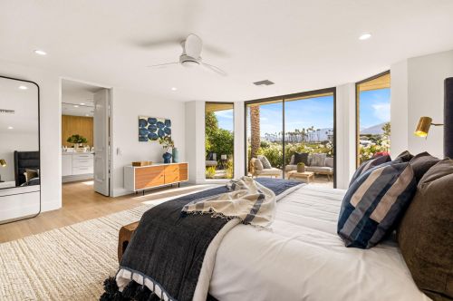 7 Mayfair Dr, Rancho Mirage CA  92270-2586 exterior