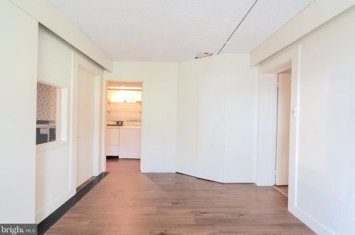 285-6 Chelsea Cir, Newtown Square PA  19073-2104 exterior