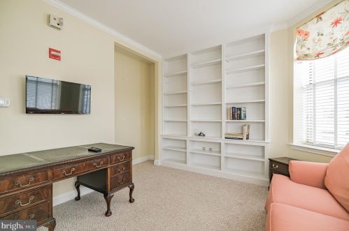 2117 Windrow Dr, Princeton NJ  08540-5023 exterior