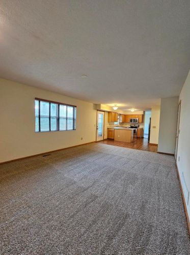 4466 Edgarton Dr, Darbydale, OH 43123-9464