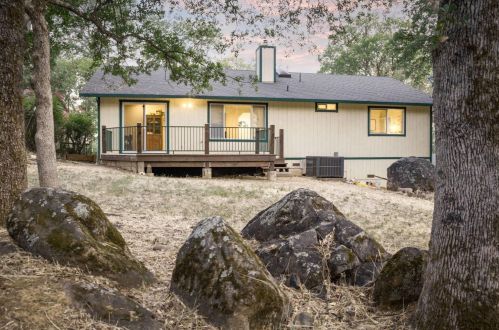 14445 Sun Forest Dr, Lake Wildwood, CA 95946-9107
