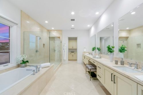 31 Seawatch, Newport Beach CA  92657-1650 exterior