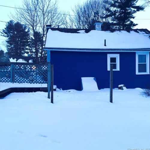 226 Pine Lake Dr, Coventry, CT 06238-1743