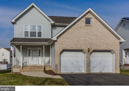 27 Richards Rd, Lawrence Township NJ  08648-1330 exterior