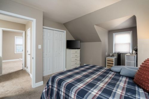 2554 75th St, Milwaukee WI 53214-3019 exterior