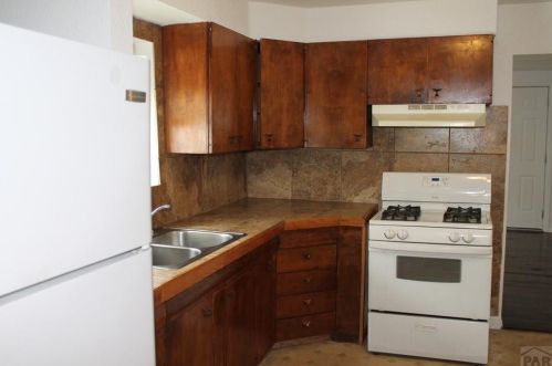 827 1 St, Pueblo CO 81001-4012 exterior