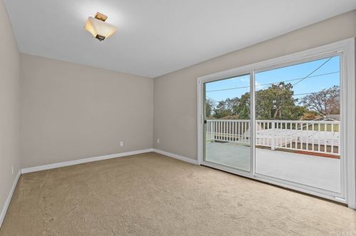 234 68th St, Long Beach CA  90805-1212 exterior