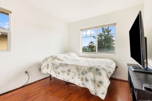 91-6417 Kapolei Pkwy, Ewa Beach HI  96706 exterior