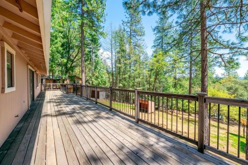 6279 Green Leaf Ln, Michigan Bluff CA  95631-9617 exterior