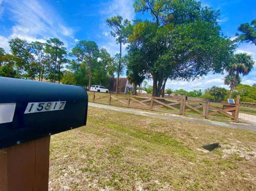 15817 Key Lime Blvd, Town Of Loxahatchee Groves FL  33470-3118 exterior